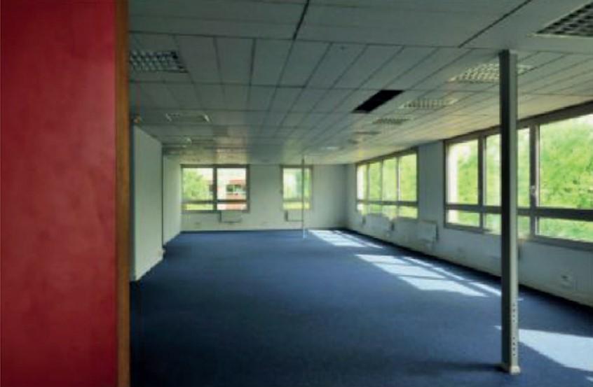 Bureau Émerainville 300m² Location bureau Émerainville Seine-et-Marne OLBUR2426550 1
